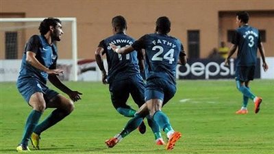 إنبي يفوز على المريخ في مباراة درامية ويتأهل لنصف نهائي كأس مصر