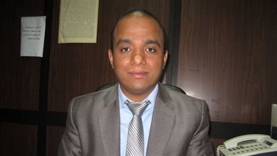 خبير سياسي: البرلمان فشل في حل أزمة 