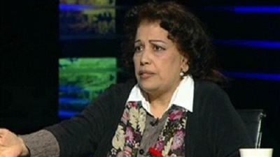 أستاذة علم اجتماع عن 