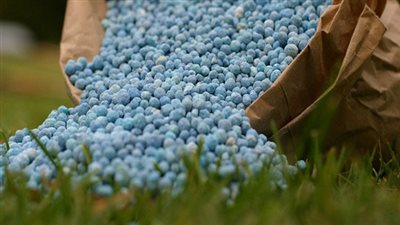 رئيس لجنة الزراعة بالجيزة يطالب بإحكام الرقابة على الأسمدة والمبيدات