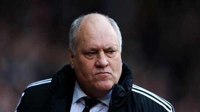 يول يُحذر مدافعي الأهلي من جدو