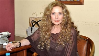 رغدة تنفي وجود خلاف مع مخرج عرض 