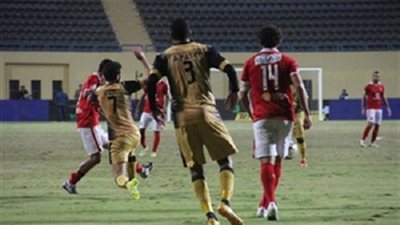 التعادل السلبي يخيم على لقاء الأهلي والإنتاج في الشوط الأول