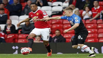 بالفيديو.. مان يونايتد يتقدم على بورنموث بهدف في الشوط الأول