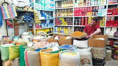 الاقتصاديون يختلفون حول 