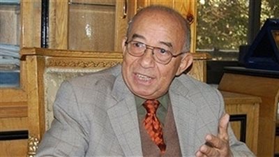 حسين عبد الرازق يطالب رئيس الوزراء بالاعتذار لـ