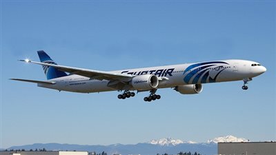 فرنسا تعرب عن تضامنها مع مصر في محنة اختفاء طائرة مصر للطيران