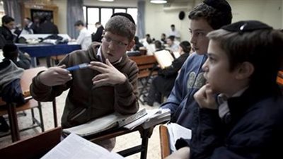 أستاذ إسرائيليات: لا مانع من تدريس ماهية الكيان الصهيوني بالمناهج المصرية