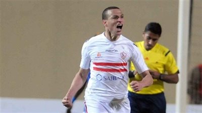 حمادة طلبة ينفي الرحيل عن الزمالك ويرحب بالتجديد