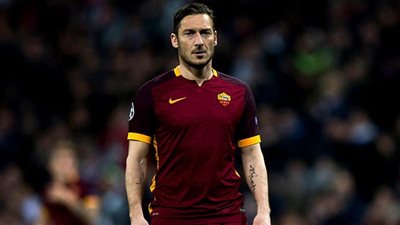 شاهد.. القيصر توتي يظهر بـ