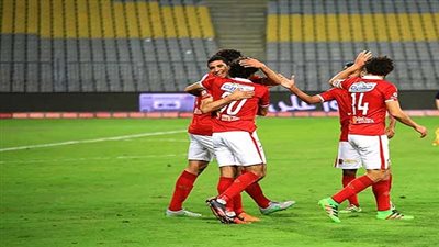 توقف لقاء الأهلي وروما 