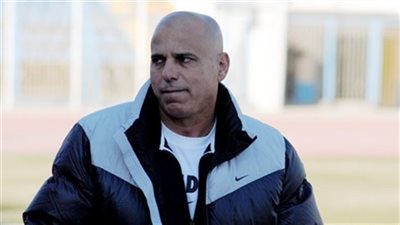 خالد القماش يضم 