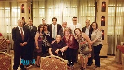 جورج سيدهم يحتفل بعيد ميلاد زوجته 