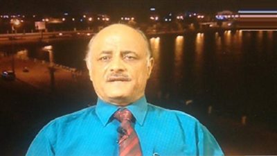 بالفيديو.. محلل يمني يطالب بنقل المعسكرات الأمنية خارج نطاق التجمعات