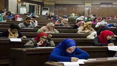 بالصور.. ننشر الامتحان المتسبب في أزمة 