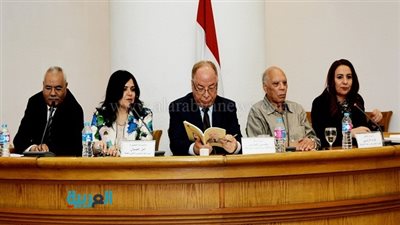 وزير الثقافة في تأبين 