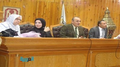 بالصور.. تفاصيل اجتماع المجلس الفرعي لمجموعة مدارس 30 يونيو 