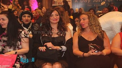 بالصور.. تكريم نجوم الفن والرياضة في ختام مهرجان الصحة والجمال