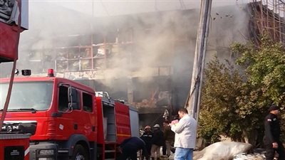 السيطرة على حريق بشقة سكنية في 