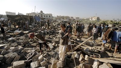 خبير أزمات: الانهيار الاقتصادي يجعل الدولة اليمنية 