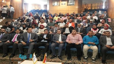 بالصور.. طلاب البرنامج الرئاسي لتأهيل الشباب يزورون مستشفى 57357