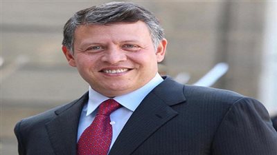 بالفيديو.. ملك الأردن يحقق أمنية طفلين مريضين بالسرطان بركوب طائرة حربية