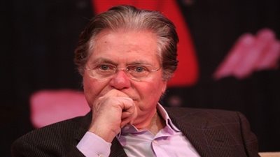 بالفيديو.. حسين فهمي: عشت الفقر بعد ثورة يوليو