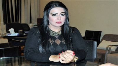 حبس خادم سمية الخشاب لاتهامه بسرقة 70 ألف جنيه مشغولات ذهبية