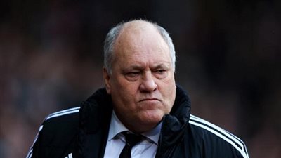 مارتن يول يطالب لاعبي الأهلي بالحفاظ على 