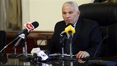 بعد حظر تصريحات المسئولين.. التعليم: المتحدث مصدر معلومات 