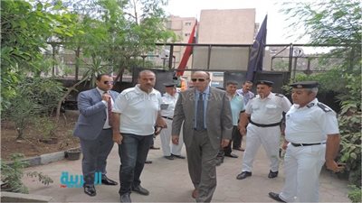 بالصور.. مساعد وزير الداخلية يتفقد الإجراءات التأمينية بجراجات النقل