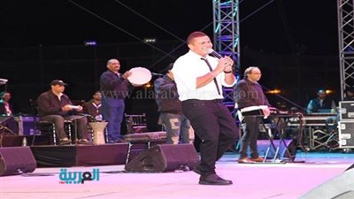 بالصور.. عمرو دياب يشعل حفلًا بالعاصمة الأردنية 