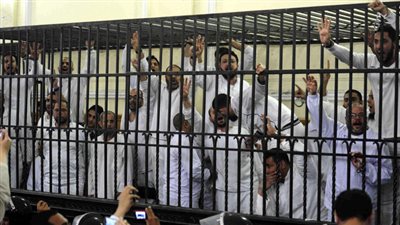 الإعدام لـ8 من أنصار الإخوان في 