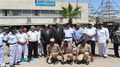 بالصور.. محافظ السويس ومدير الأمن يتفقدان شرطة النجدة 