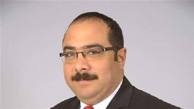 المجلس العربي الإفريقي الدولي يكرم البرلماني محمد الكومي 