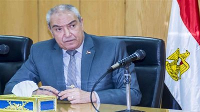 برلماني يطالب بمحاكمة محافظ المنيا لتقاعسه في احتواء أزمة 