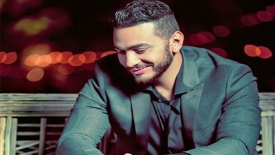 تامر حسني ينتهي من مونتاج أغاني ألبومه الجديد