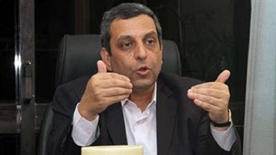 جمال فهمي عن احتجاز نقيب الصحفيين: 