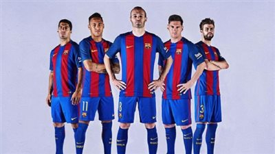 بالصور.. برشلونة يكشف عن 