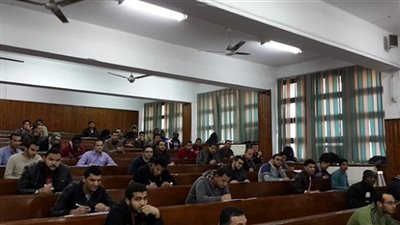 جامعة حلوان تحرم 103 طلاب من فصل دراسي كامل بسبب الغش