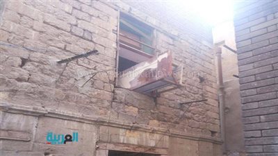 بالصور.. محافظة القاهرة تهدم عقارين خارج التنظيم بـ