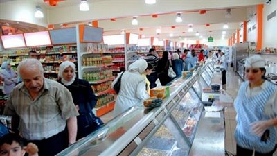 ننشر أسعار السلع واللحوم داخل المجمعات الاستهلاكية.. السعر منخفض بنسبة 25% عن الأسواق.. و60 جنيهًا لكيلو اللحوم البلدية.. و9 جنيهات لكيلو أوراك الدواجن