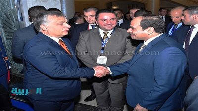 بالفيديو.. السيسي وأوربان يشهدان افتتاح منتدى الأعمال 