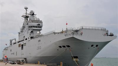 هل تؤثر صفقة الميسترال على الاقتصاد المصري.. خبراء: خطة التسليح خارج 