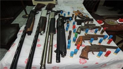 ضبط 65 قطعة سلاح ناري في حملات نوعية بالمحافظات 