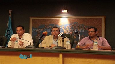 بدء مؤتمر نقيب الصحفيين وعضوي مجلس النقابة 