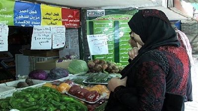 إقبال كبير من المواطنين على منافذ 