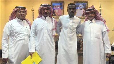 النصر السعودي يجدد عقود لاعبهم الشاب