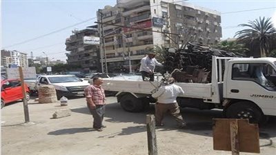 بالصور.. محافظة القاهرة ترفع إشغالات 16 كافيه بمصر الجديدة 