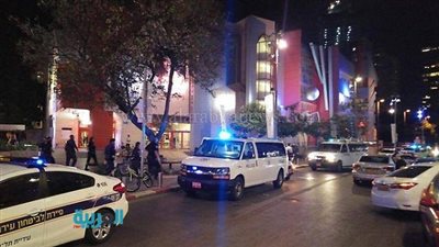 بالفيديو والصور.. إصابة 9 إسرائيليين في هجوم فدائي وسط تل أبيب